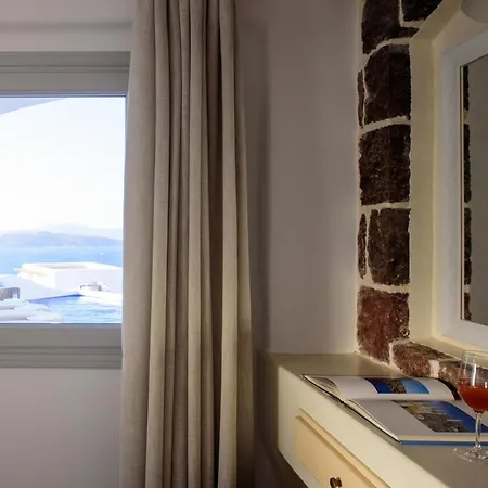 Acro Blue Luxury Bed and breakfast