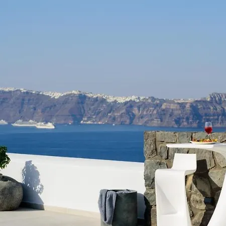 Acro Blue Luxury Akrotiri (Santorini)