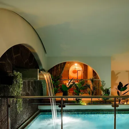 Acro Blue Luxury Bed and Breakfast