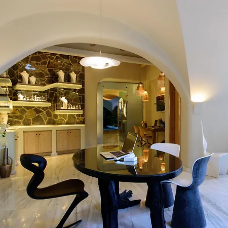 Bed & Breakfast Acro Blue Luxury Akrotírion