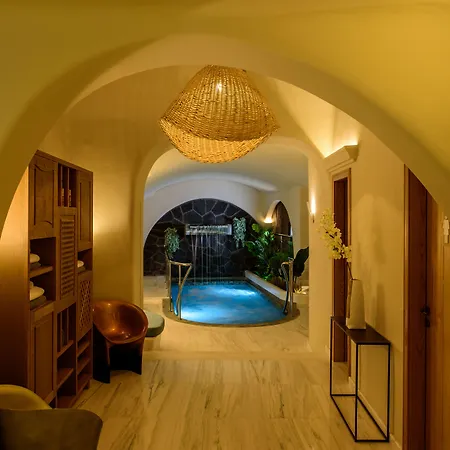 Acro Blue Luxury Bed & Breakfast