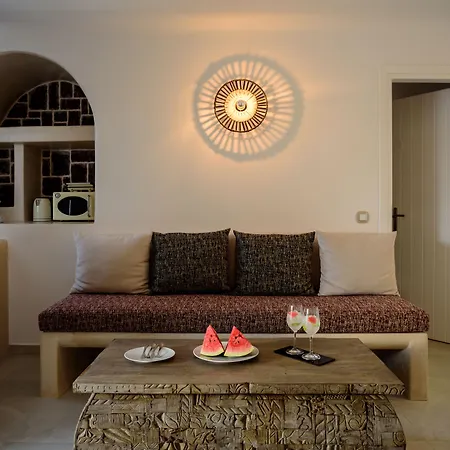 Acro Blue Luxury Bed & Breakfast 4*