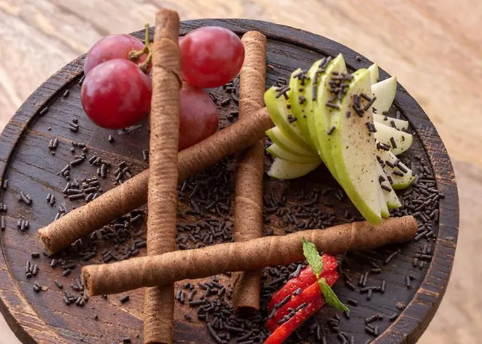 Acro Blue Luxury לינה וארוחת בוקר