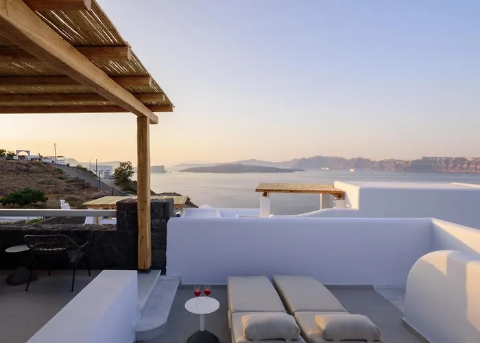 Acro Blue Luxury Akrotiri (Santorini)