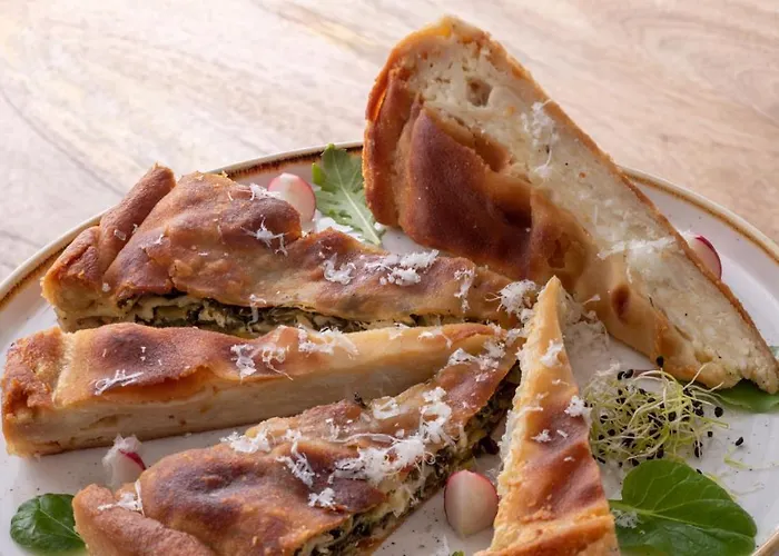 Acro Blue Luxury Bed & Breakfast 4*