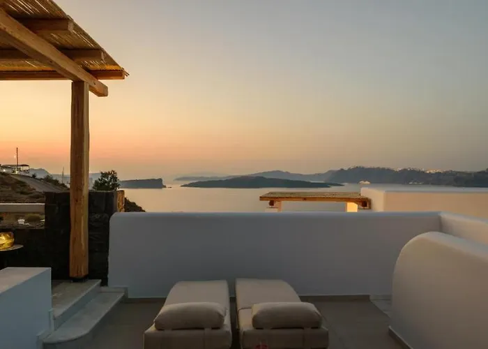 Acro Blue Luxury Akrotiri (Santorini)